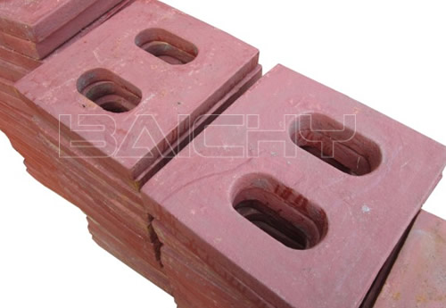 顎式破碎機肘板 d.jpg